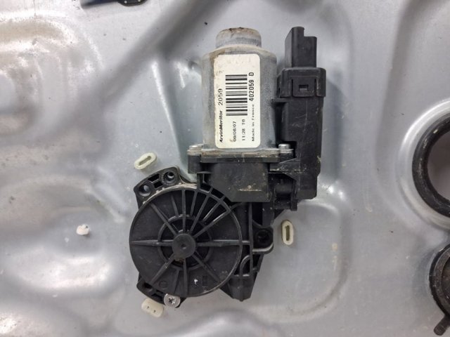 824711H000 HYUNDAI Механизм стеклоподъемника двери передней левой купить в Николаев