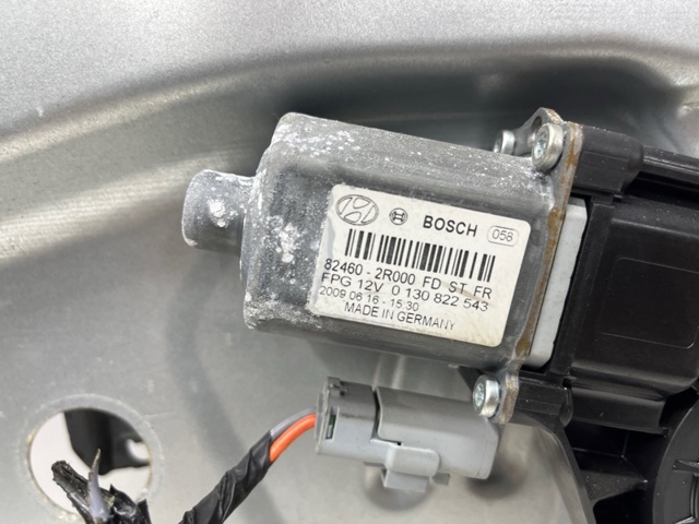 HYUNDAI 824712R000 Стеклоподъемник передней левой двери в наличии Киев
