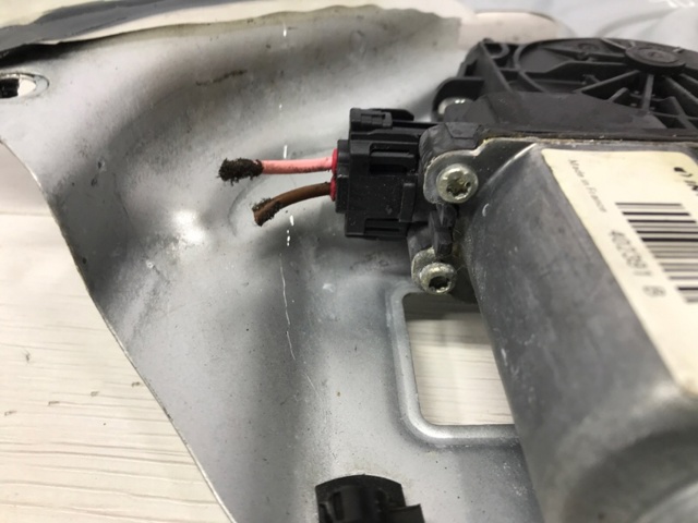 HYUNDAI 824713U000 Стеклоподъемник передней левой двери в наличии Винница