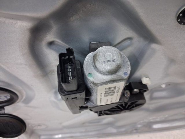 Механизм стеклоподъемника двери передней, правой 824811H000 HYUNDAI