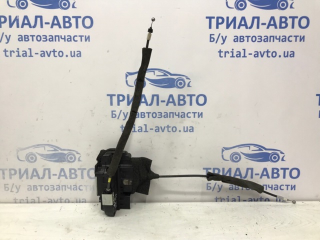 Замок двери задней правой 82500BA60A NISSAN