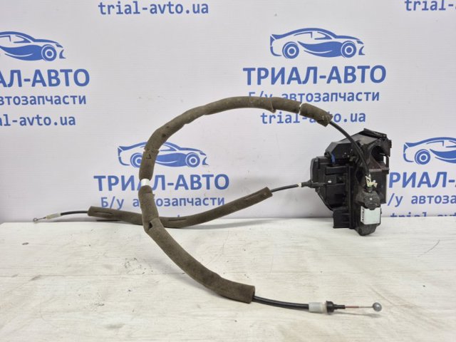 Замок задней двери, левой 825014EA0B NISSAN