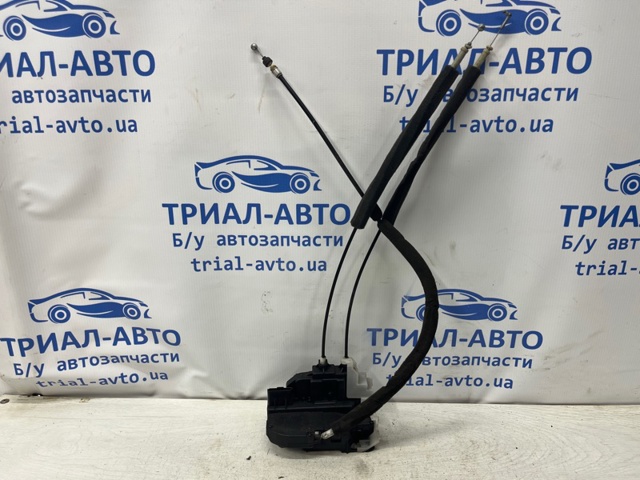 Замок задней двери, левой 82501CL00A NISSAN