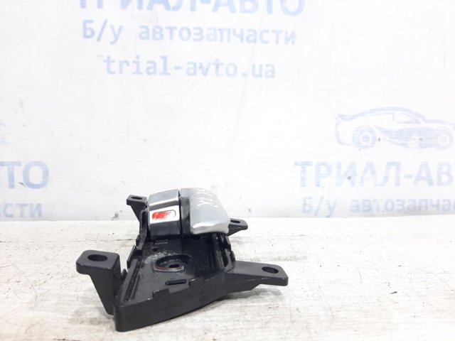 826202P000XMH HYUNDAI купить в Черновцы
