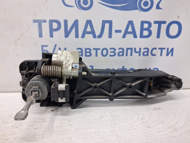 826511H000 Ручка двери правой наружная передняя/задняя купить Полтава