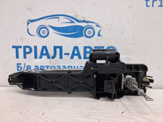 826511U010 Ручка двери задней наружная левая купить Хмельницкий