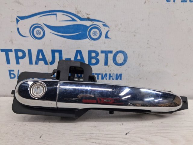 Ручка двери задней наружная левая 826511U010 HYUNDAI