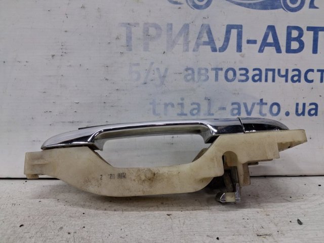 HYUNDAI 826513K020 Ручка двери передней наружная в наличии Черкассы