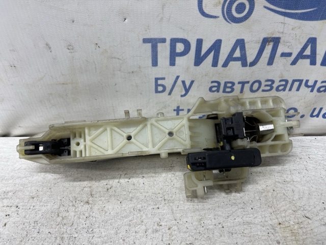 826613W010 HYUNDAI Ручка двери правой наружная передняя/задняя купить в Винница