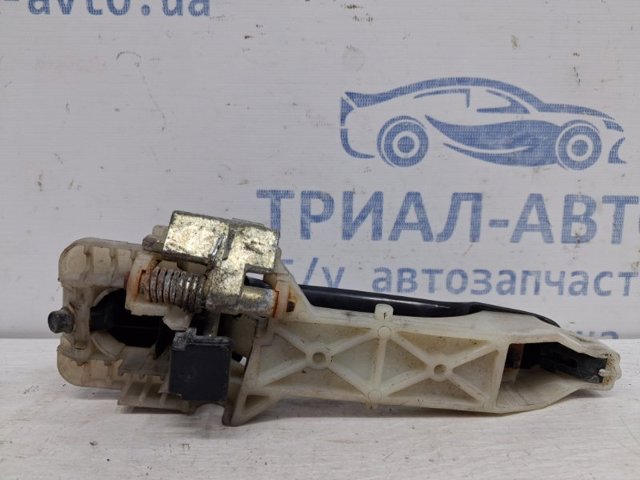 HYUNDAI 826652H000 Держатель наружной ручки двери передней правой в наличии Львов