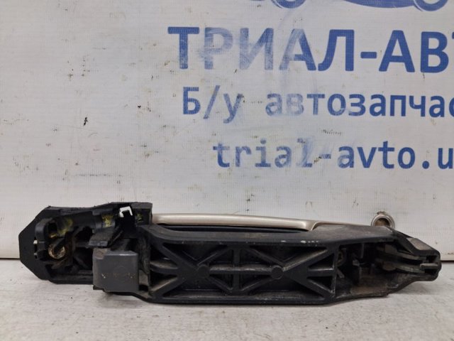 8284163J10 SUZUKI Держатель наружной ручки двери задней левой купить в Ирпень