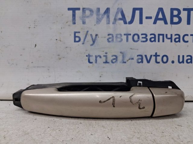 8284163J10 Держатель наружной ручки двери задней левой купить Ровно