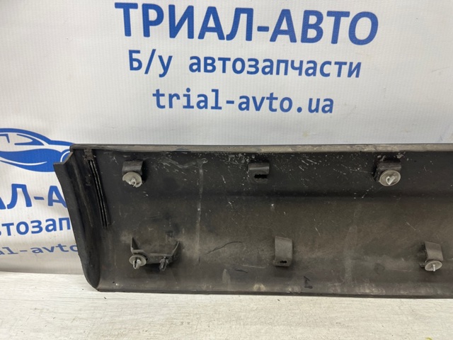 NISSAN 828704EA0A Молдинг двери задней правой в наличии Винница