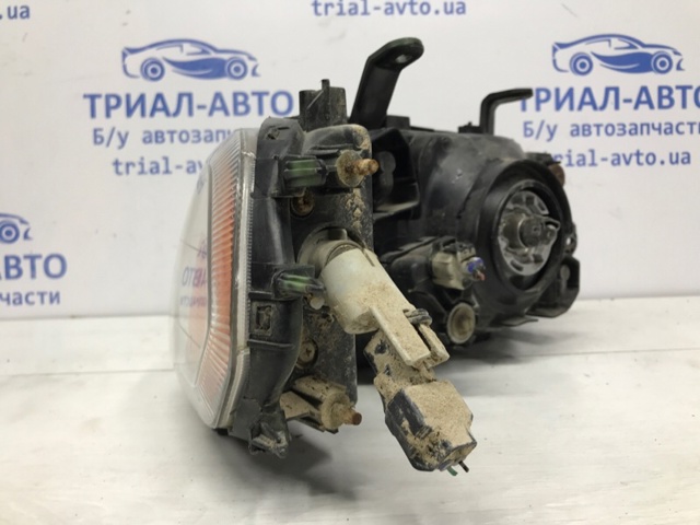 8301A365 Левая фара купить Киев