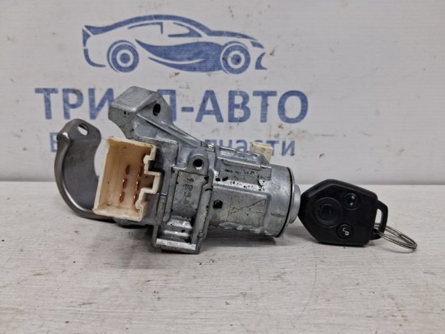 SUBARU 83133FJ020 в наличии Харьков