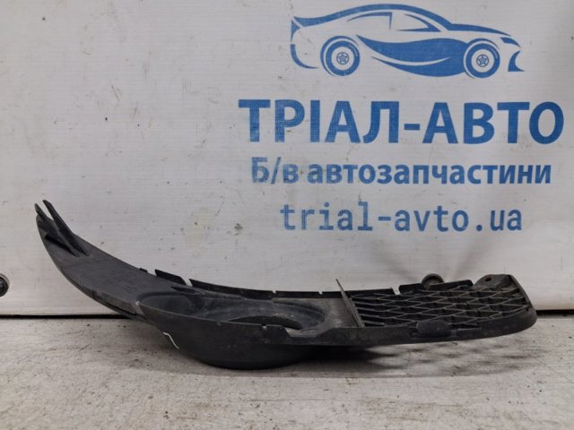 MITSUBISHI 8321A089 Заглушка (решетка) противотуманных фар бампера переднего левая в наличии Ужгород