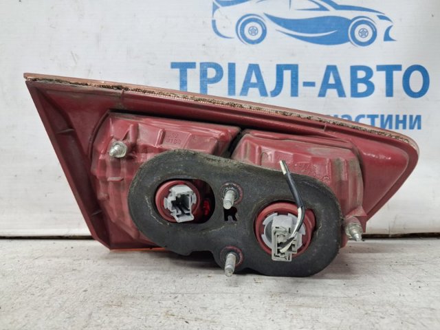 8330A112 Фонарь задний правый внутренний купить Львов