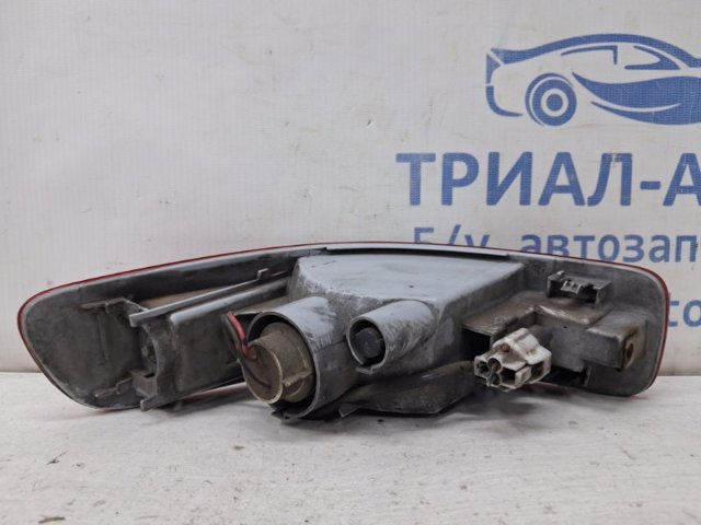 Отражатель бампера заднего правый 8337A014 MITSUBISHI