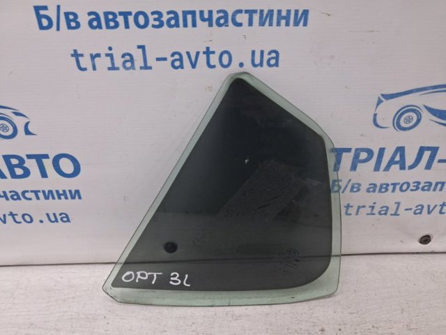 Форточка двери треугольник, задней, левой 834172T010 HYUNDAI
