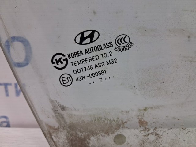 Стекло заднее правое 834212L010 HYUNDAI