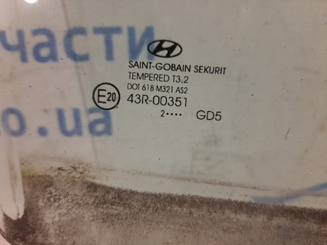 83421A6000 Стекло двери задней правой купить Тернополь