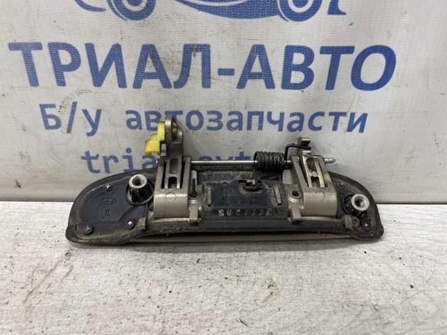 Ручка задней двери наружная, левая 836501C060 HYUNDAI