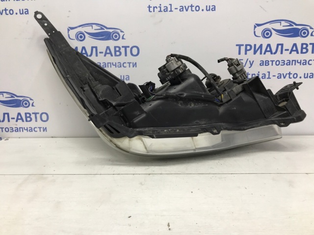 SUBARU 84001SG090 Левая фара в наличии Украина