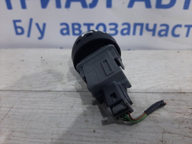 8433242020 TOYOTA Кнопка включения аварийного сигнала купить в Ужгород