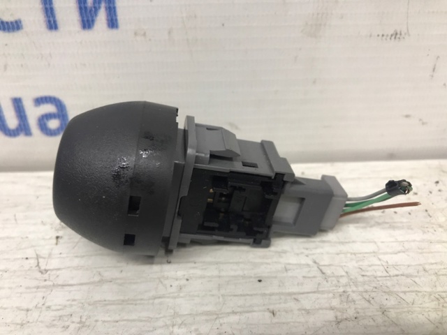 TOYOTA 8433242020 Кнопка аварийки в наличии Павлоград