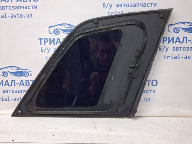 8457065J00 SUZUKI Стекло кузова (багажного отсека) левое купить в Днепр