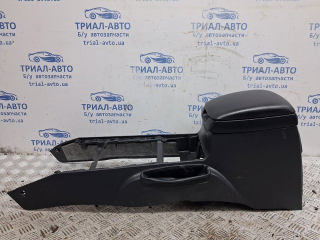 Центральная консоль торпеды 846113E001CY HYUNDAI
