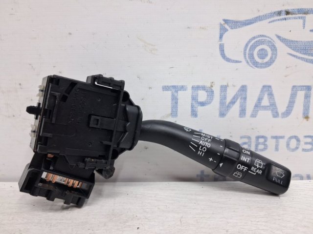 Правый подрулевой переключатель  8465205170 TOYOTA