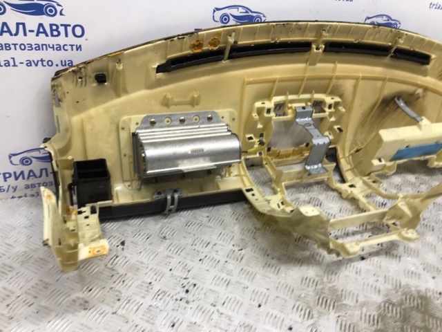 HYUNDAI 847103E011CQ Торпедо в наличии Чернигов