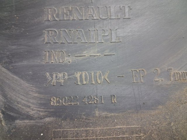 RENAULT 850220034R Задний бампер в наличии Ужгород