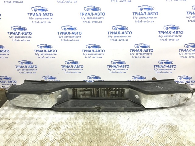 Задний бампер 85022ZP60A NISSAN