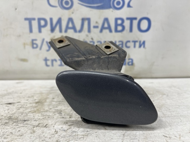 Сопло омывателя фары передней, правой 8520705010 TOYOTA