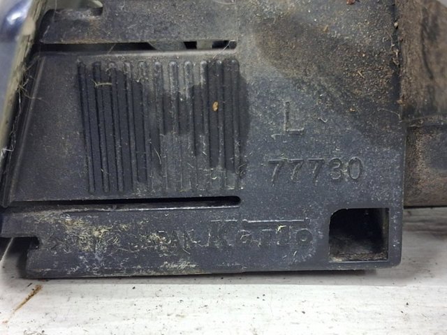 Держатель форсунки омывателя фары 8520860010 TOYOTA