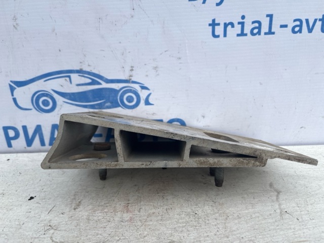 852103JA0A NISSAN Кронштейн усилителя заднего бампера купить в Хмельницкий