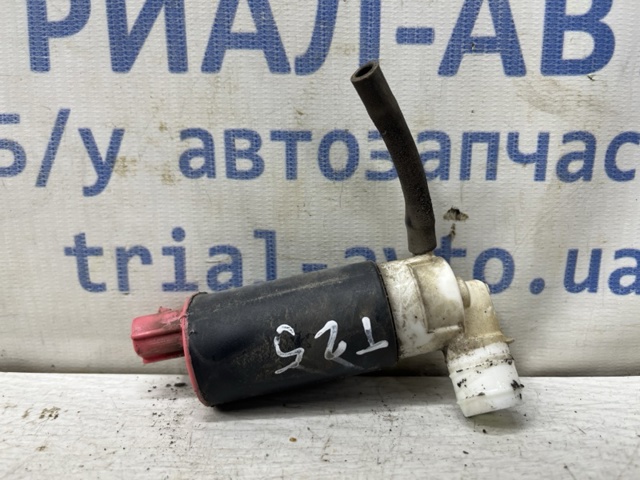Электропомпа омывателя заднего стекла 8534005011 TOYOTA