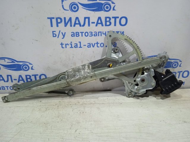 TOYOTA 857100K010 Мотор стеклоподъемника двери передней правой в наличии Каменское