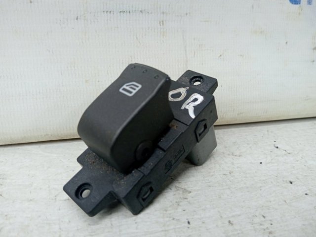 SSANG YONG 8582034000HDV в наличии Киев