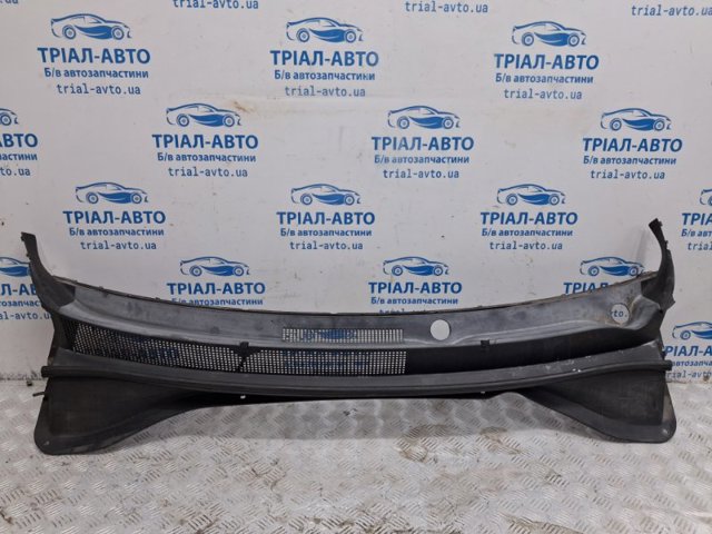 Водосток лобового стекла, жабо 86150C6000 HYUNDAI