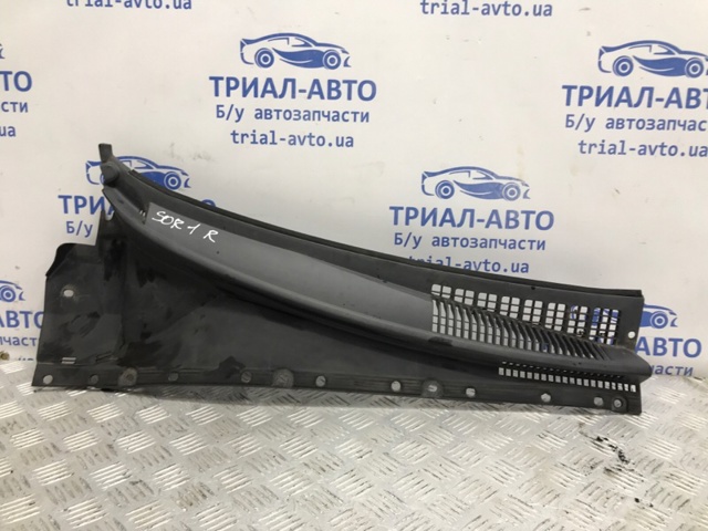 Решетка стеклоочистителей, правая 861603E000 HYUNDAI