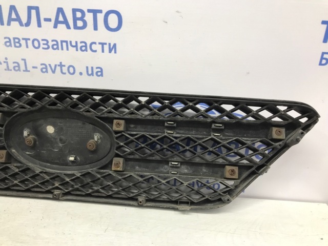 863501H000 HYUNDAI Решетка радиатора купить в Житомир