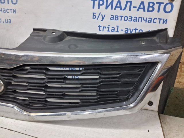 863511H500 Решетка радиатора купить Ирпень