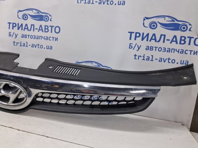 Решетка радиатора 863512R000 HYUNDAI