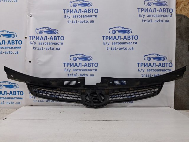 HYUNDAI 863512R000 Решетка радиатора в наличии Киев