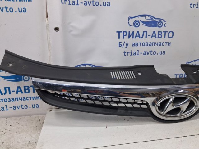 HYUNDAI 863512R000 Решетка радиатора в наличии Днепр
