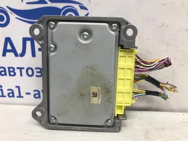 MITSUBISHI 8635A215 в наличии Днепр