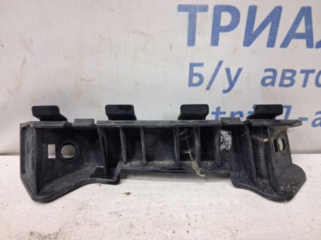 865181H000 HYUNDAI Кронштейн бампера переднего правый купить в Житомир